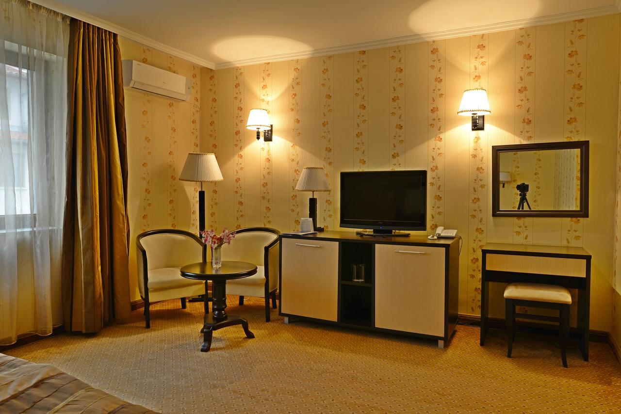 Merian Palace Hotel Stara Zagora Extérieur photo
