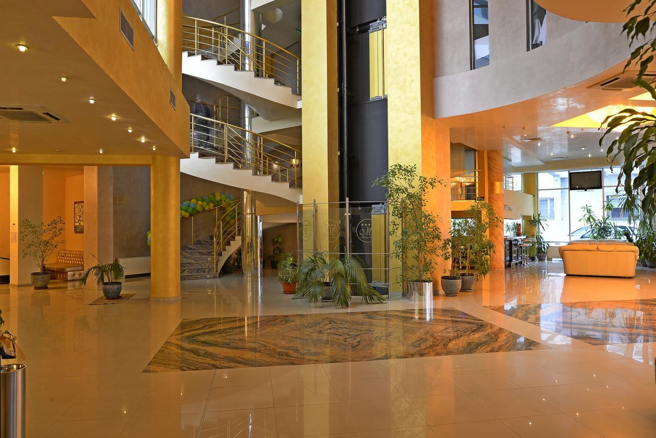 Merian Palace Hotel Stara Zagora Extérieur photo